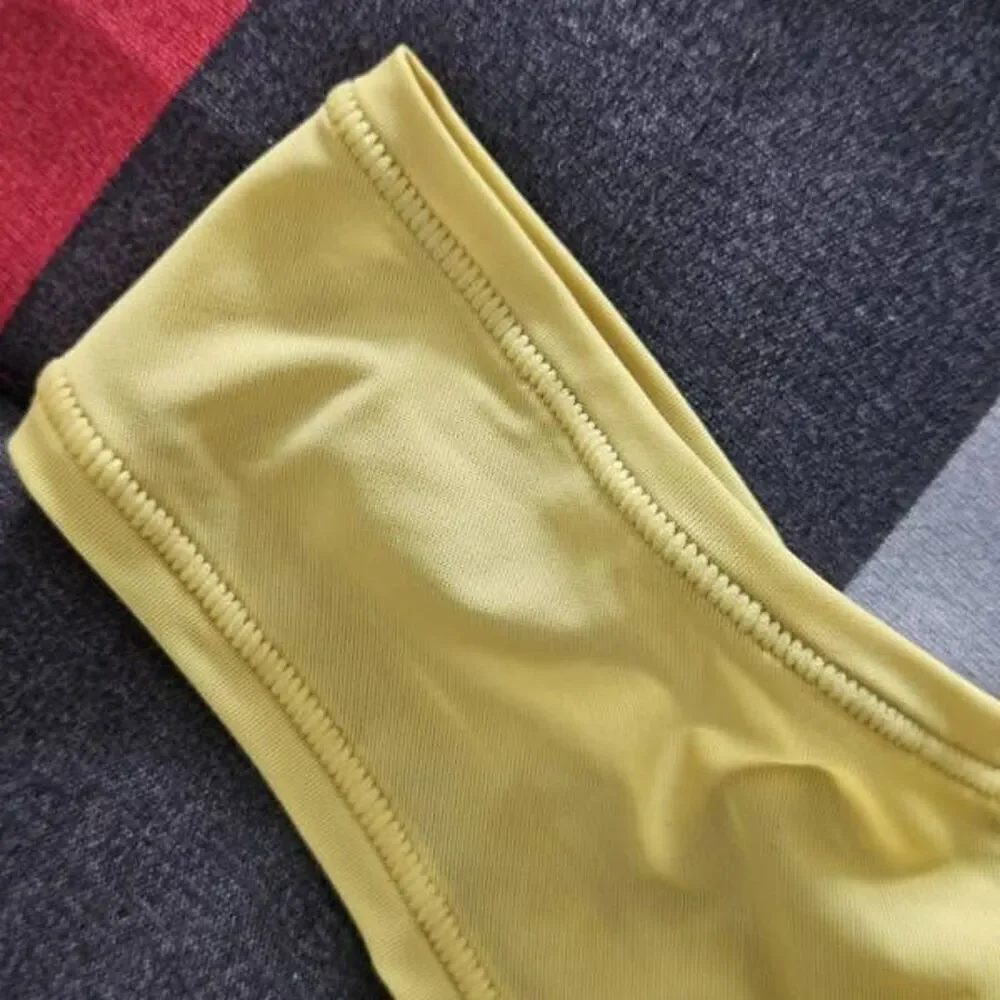 2 PAIR SKIMS V CUT PANTY NWT
